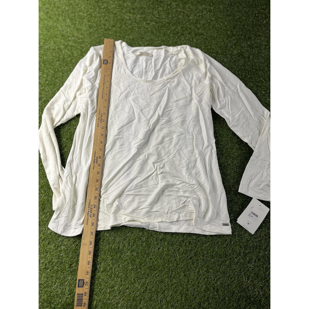 UGG White‎ Long Sleeve Shirt Pullover Athleisure W NITA NEW